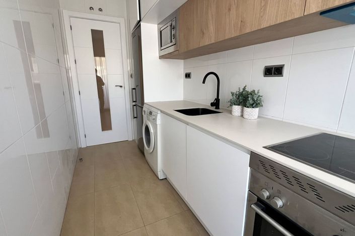 Image No.26-2 Bed Apartment for sale