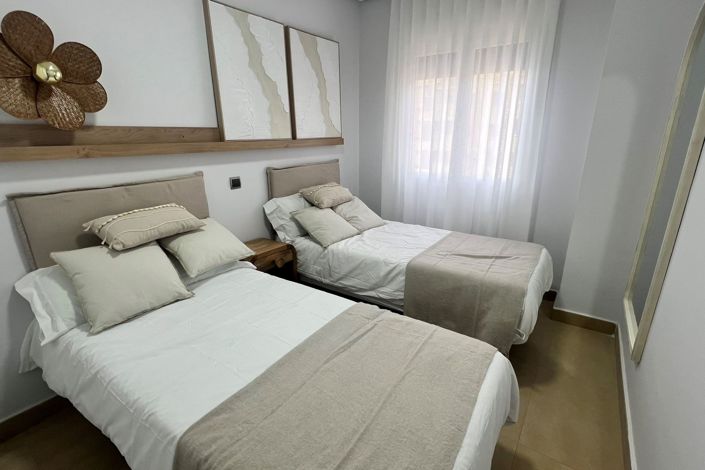 Image No.7-2 Bed Apartment for sale