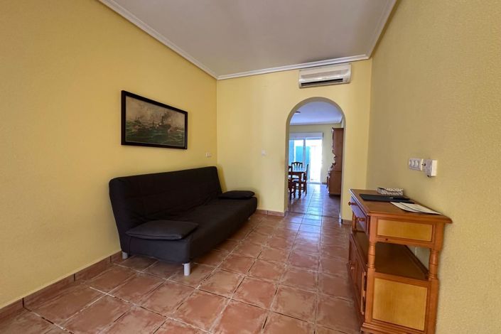 Image No.13-4 Bed Townhouse for sale