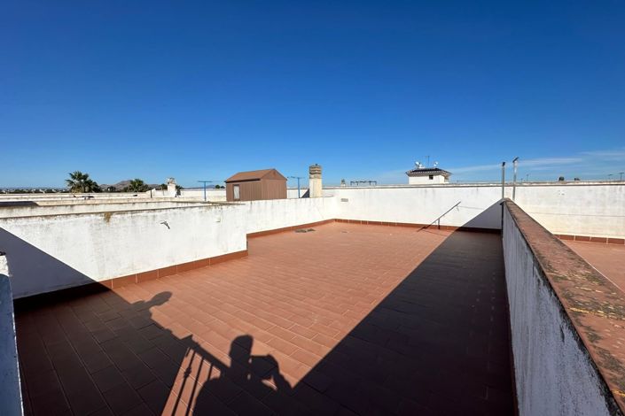 Image No.24-2 Bed Apartment for sale