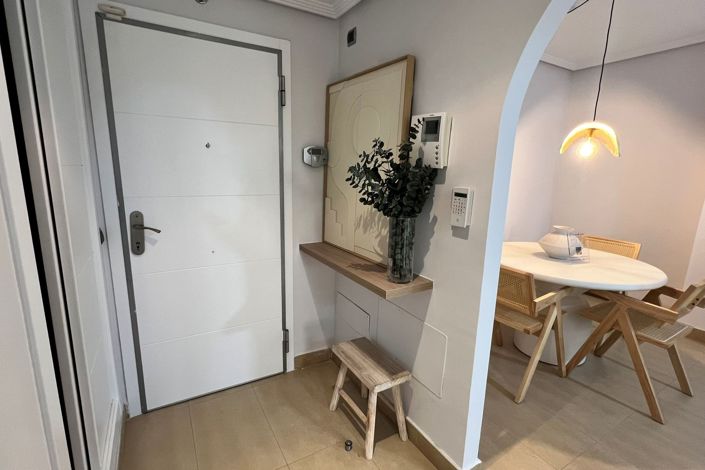 Image No.10-2 Bed Apartment for sale