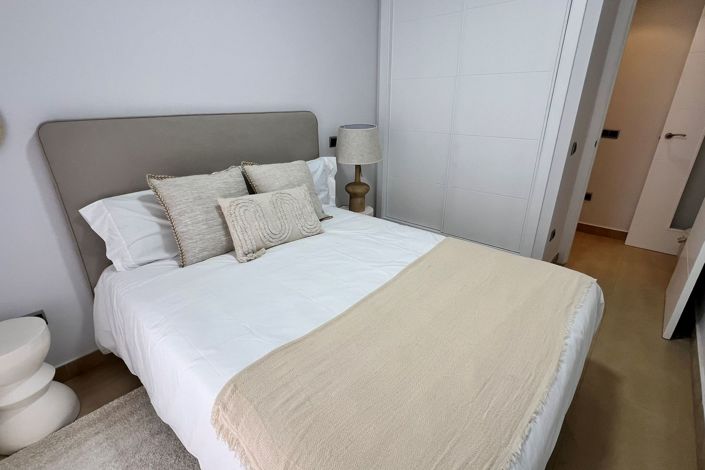 Image No.16-2 Bed Apartment for sale