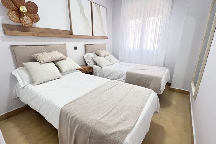 Image No.20-2 Bed Apartment for sale