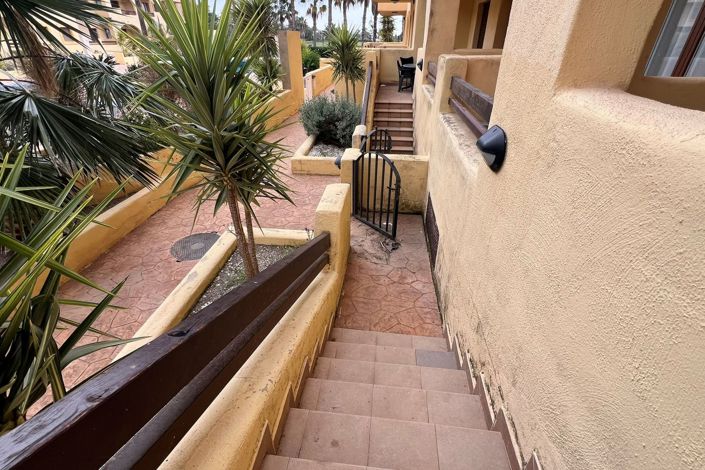 Image No.23-2 Bed Apartment for sale