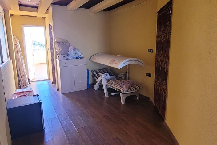 Image No.12-4 Bed Apartment for sale