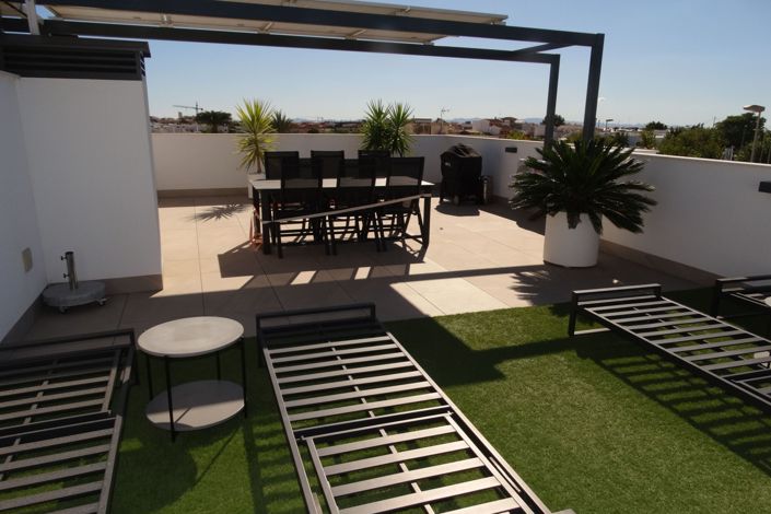 Image No.4-3 Bed Townhouse for sale