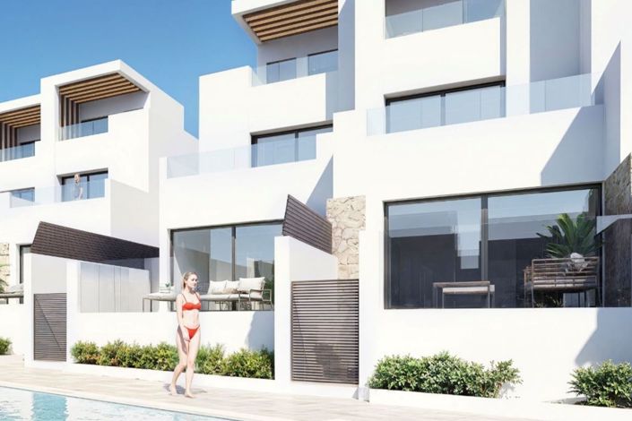 Image No.4-3 Bed Townhouse for sale