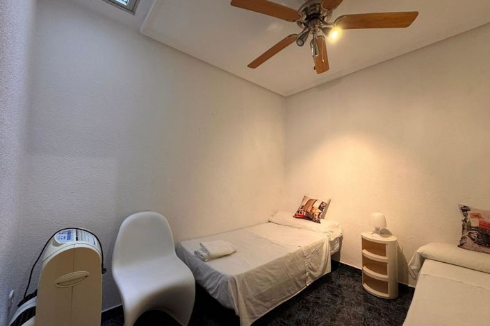 Image No.11-4 Bed Townhouse for sale