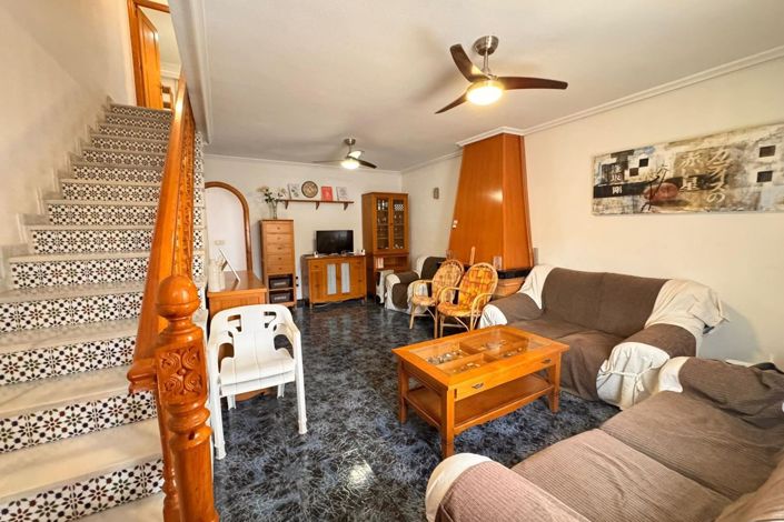 Image No.12-4 Bed Townhouse for sale