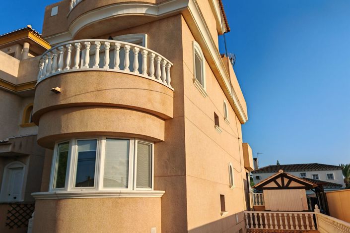 Image No.4-Villa de 3 chambres à vendre à Alicante