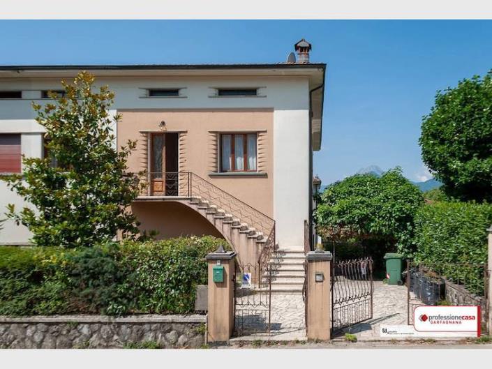 Image No.2-3 Bed Villa for sale