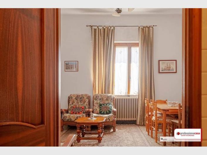 Image No.9-3 Bed Villa for sale