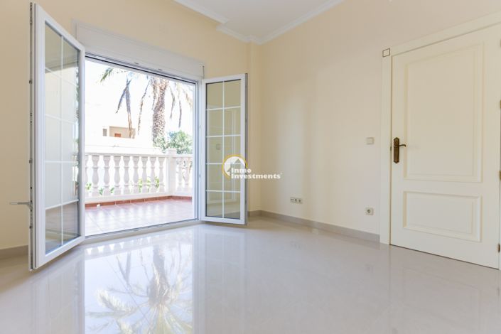 Image No.15-5 Bed Villa for sale