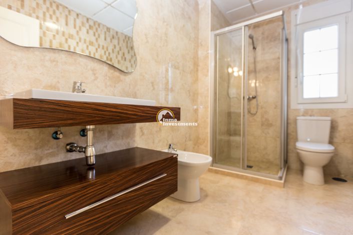 Image No.20-5 Bed Villa for sale