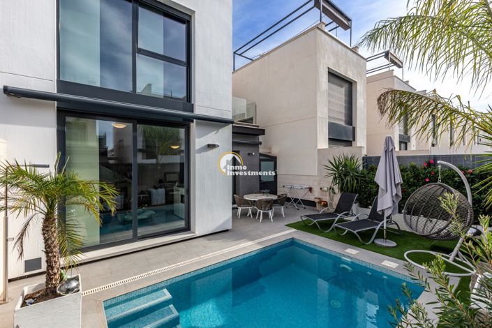 Image No.38-3 Bed Villa for sale