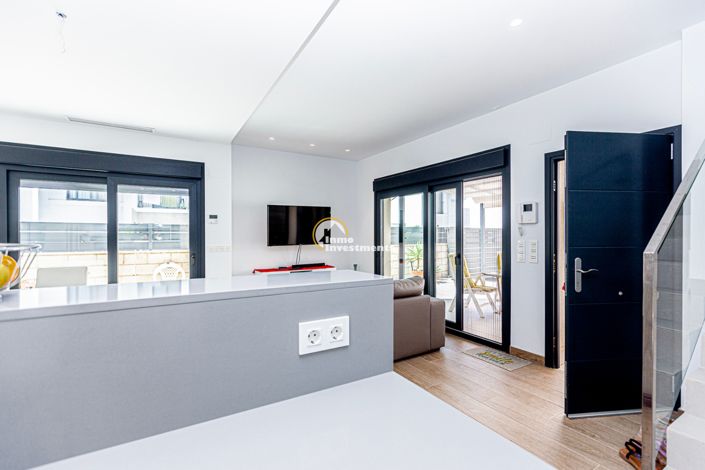 Image No.14-3 Bed Villa for sale