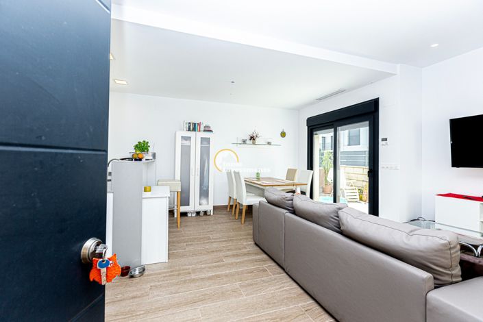 Image No.5-3 Bed Villa for sale