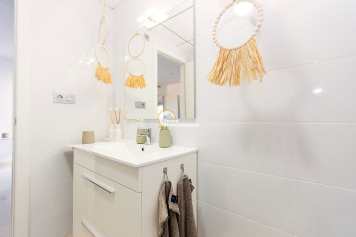 Image No.17-2 Bed Apartment for sale