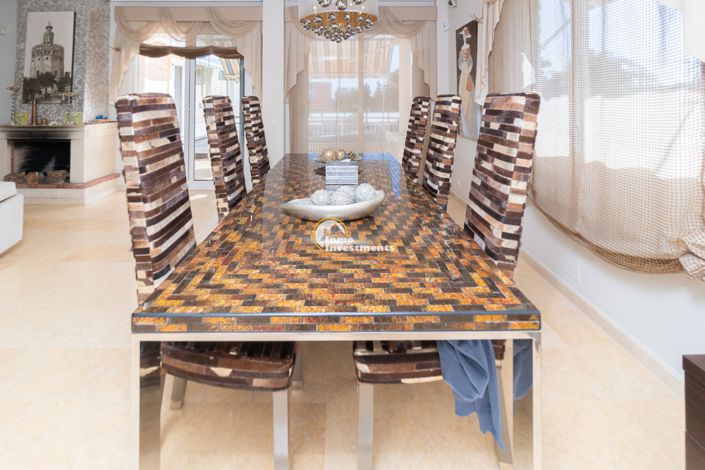 Image No.14-5 Bed Villa for sale