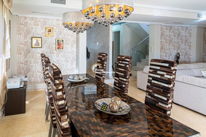 Image No.15-5 Bed Villa for sale