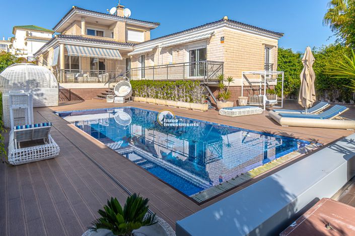 Image No.3-Villa de 5 chambres à vendre à La Mata