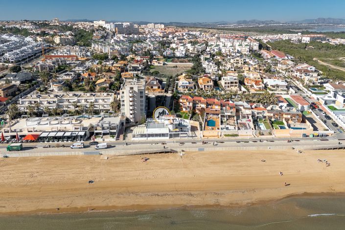 Image No.5-5 Bed Villa for sale