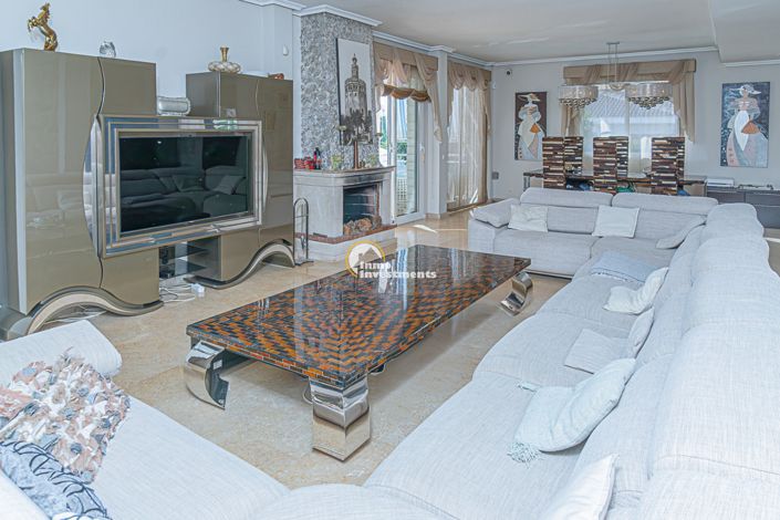 Image No.8-5 Bed Villa for sale