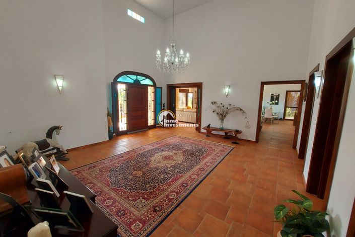 Image No.10-4 Bed Finca for sale