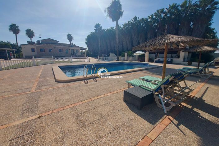 Image No.2-4 Bed Finca for sale