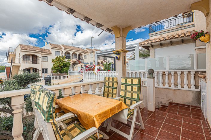 Image No.40-3 Bed Villa for sale