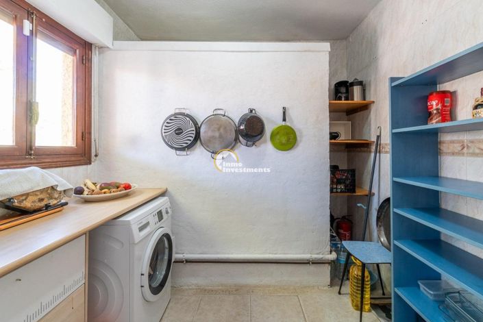 Image No.20-6 Bed Villa for sale