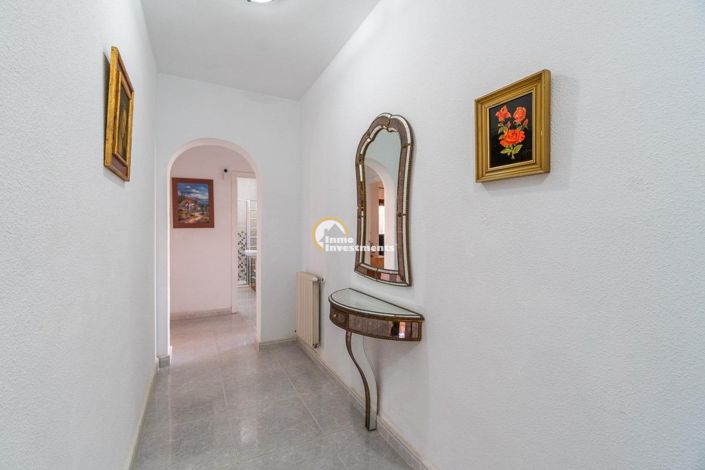 Image No.30-6 Bed Villa for sale