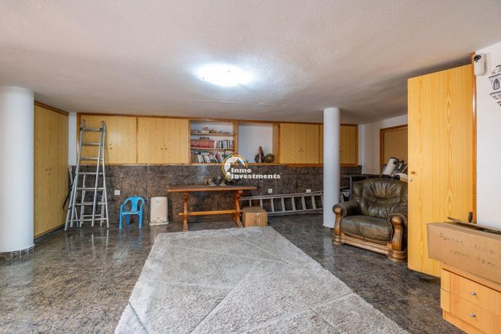 Image No.40-6 Bed Villa for sale