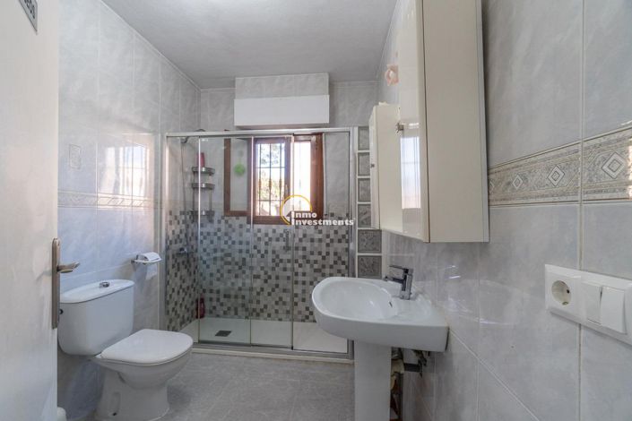 Image No.42-6 Bed Villa for sale