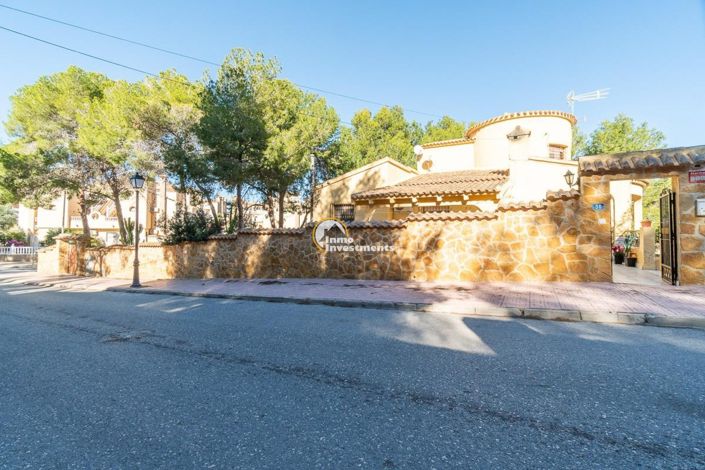 Image No.46-6 Bed Villa for sale