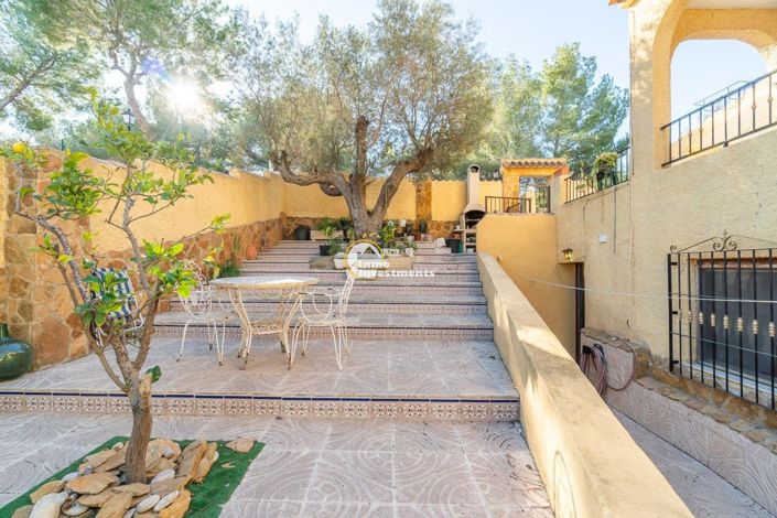 Image No.9-6 Bed Villa for sale