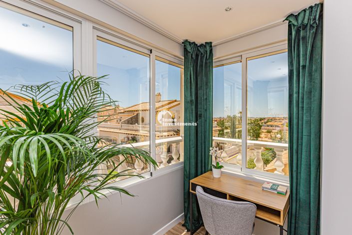 Image No.36-Maison de ville de 3 chambres à vendre à Los Altos