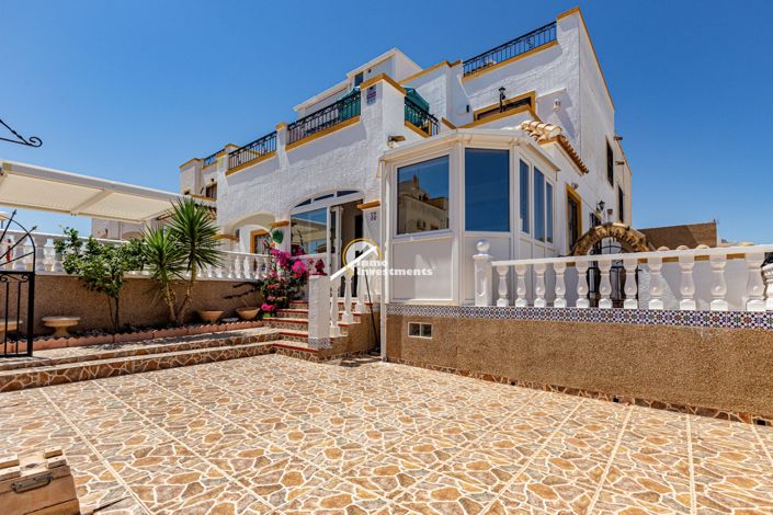 Image No.1-3 Bed Quad for sale