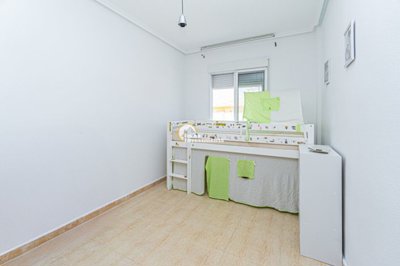 573379xl