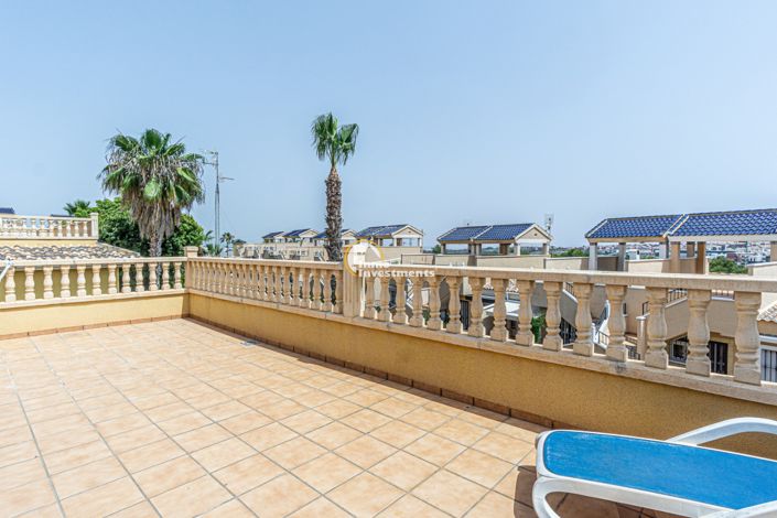 Image No.33-3 Bed Villa for sale