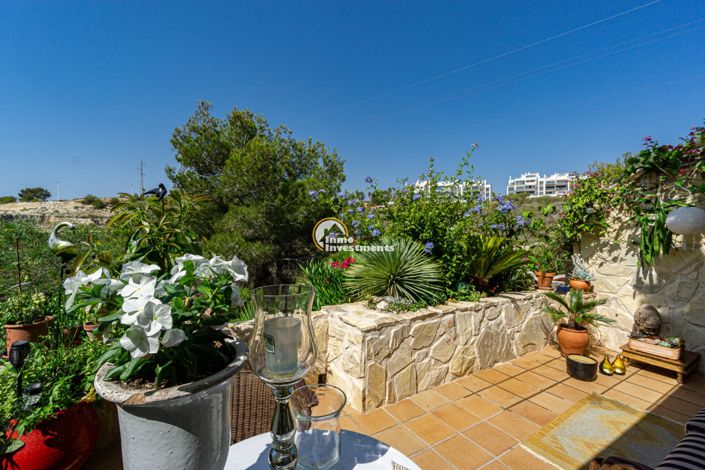 Image No.29-2 Bed Townhouse for sale