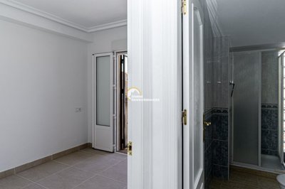576743xl