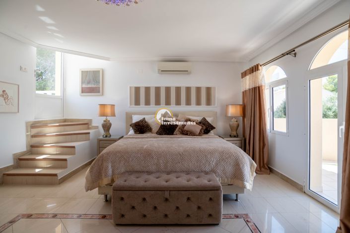 Image No.40-4 Bed Villa for sale