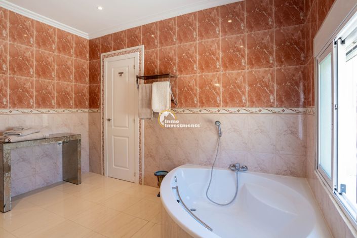 Image No.50-4 Bed Villa for sale