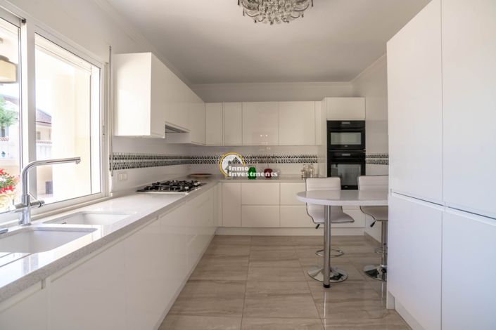 Image No.9-4 Bed Villa for sale