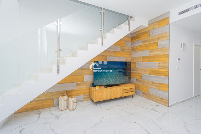 Image No.10-3 Bed Villa for sale