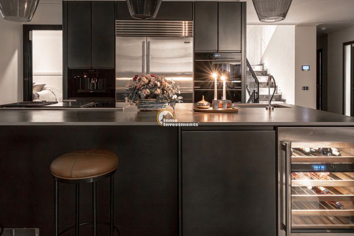 Image No.12-6 Bed Villa for sale