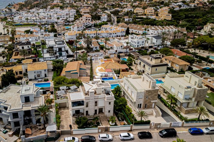 Image No.17-6 Bed Villa for sale