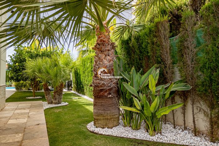 Image No.28-6 Bed Villa for sale