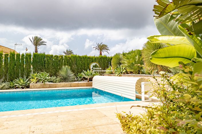 Image No.30-6 Bed Villa for sale